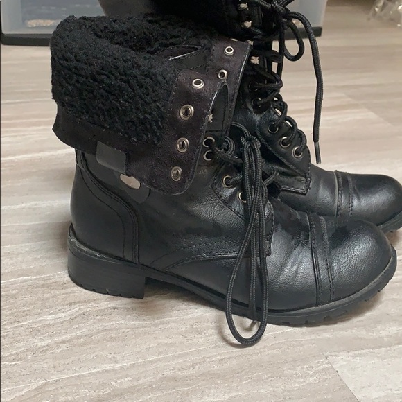 Boots - Picture 2 of 3